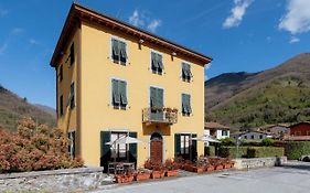 Lucca Franco'S Villa
